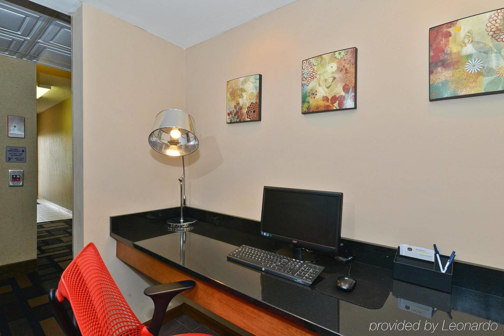 Holiday Inn Express & Suites Evansville North By Ihg Warrenton Экстерьер фото