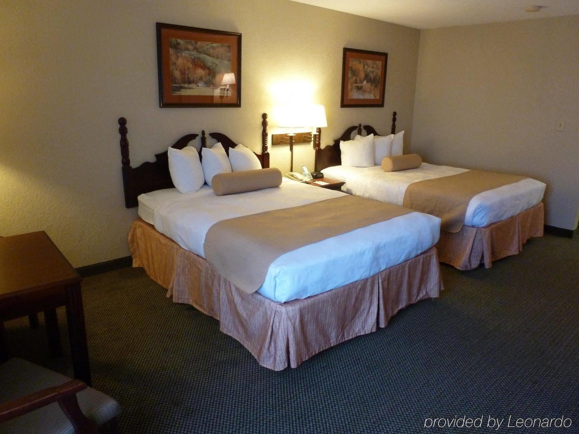 Holiday Inn Express & Suites Evansville North By Ihg Warrenton Номер фото