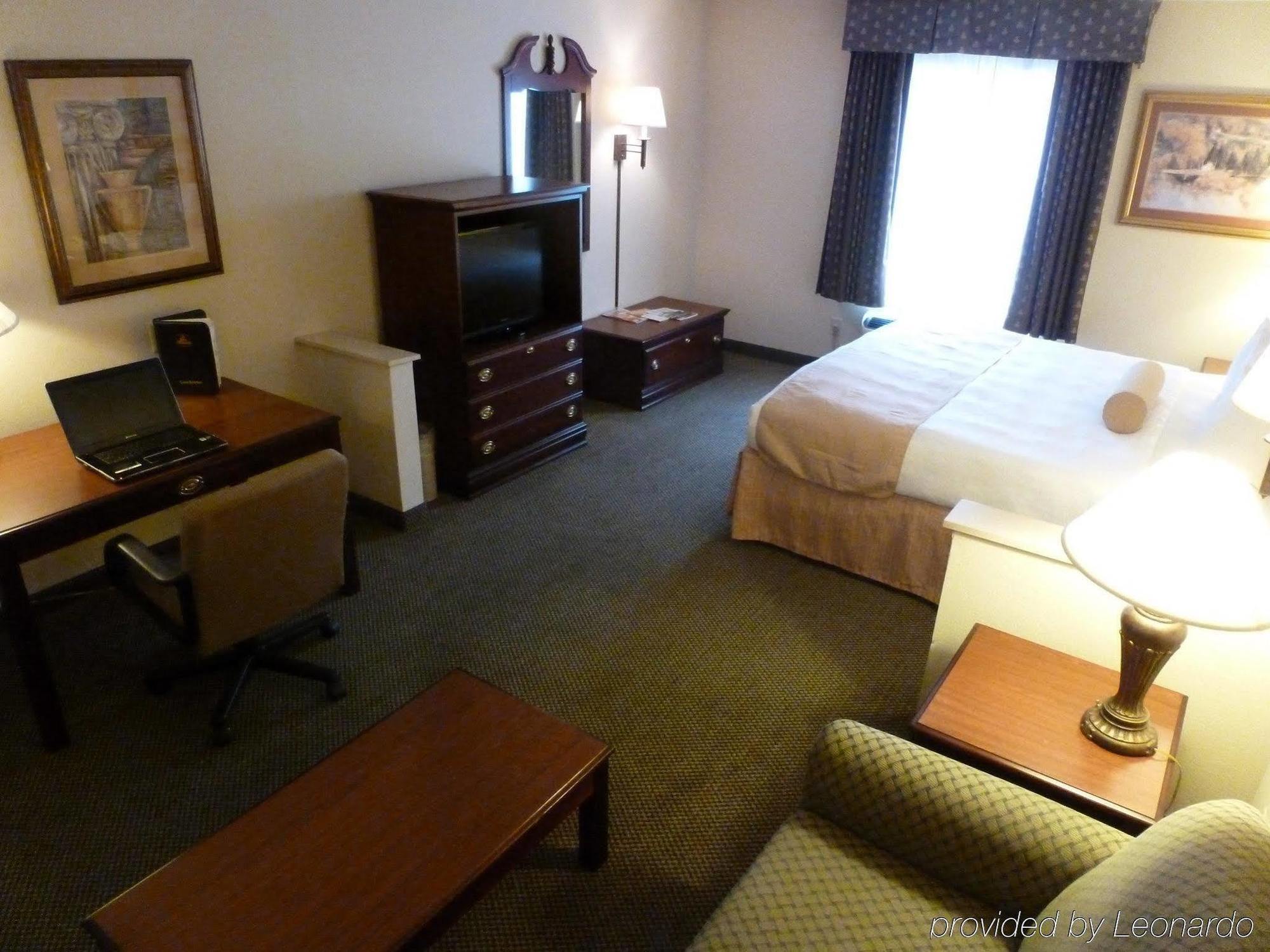 Holiday Inn Express & Suites Evansville North By Ihg Warrenton Номер фото